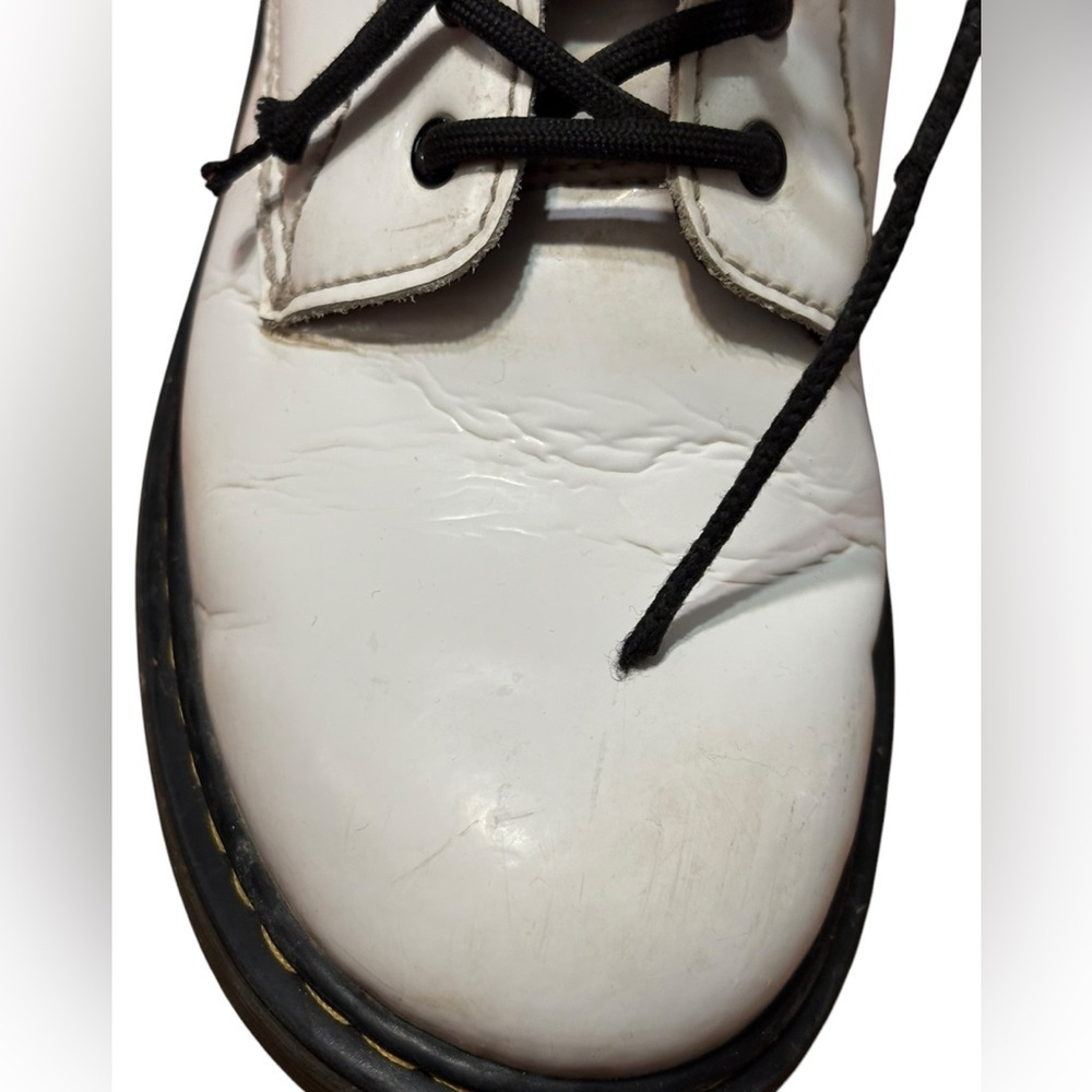 SOLD
Dr. Martens White T Zavala 8 Eyelet Combat Boot EU 37 US L 6 US M 5 UK 4 - Picture 11 of 15